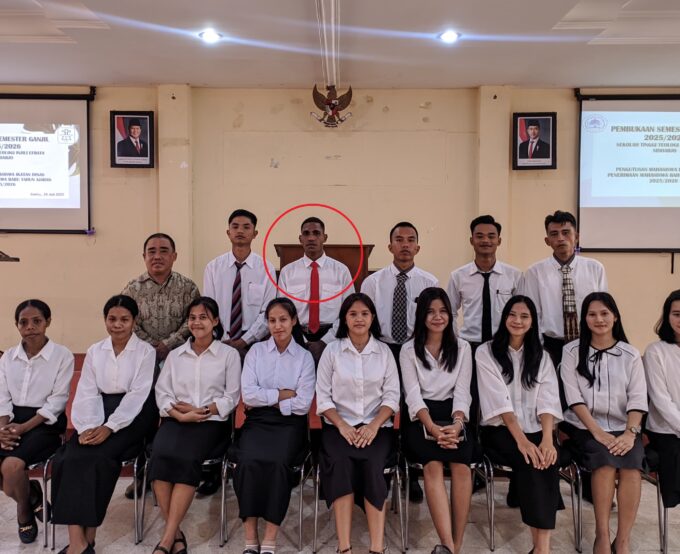 '100 WORDS' NEWS STTI EFRATA, SIDOARJO (#102)  "SEEING THE LIGHT, I REPENT"